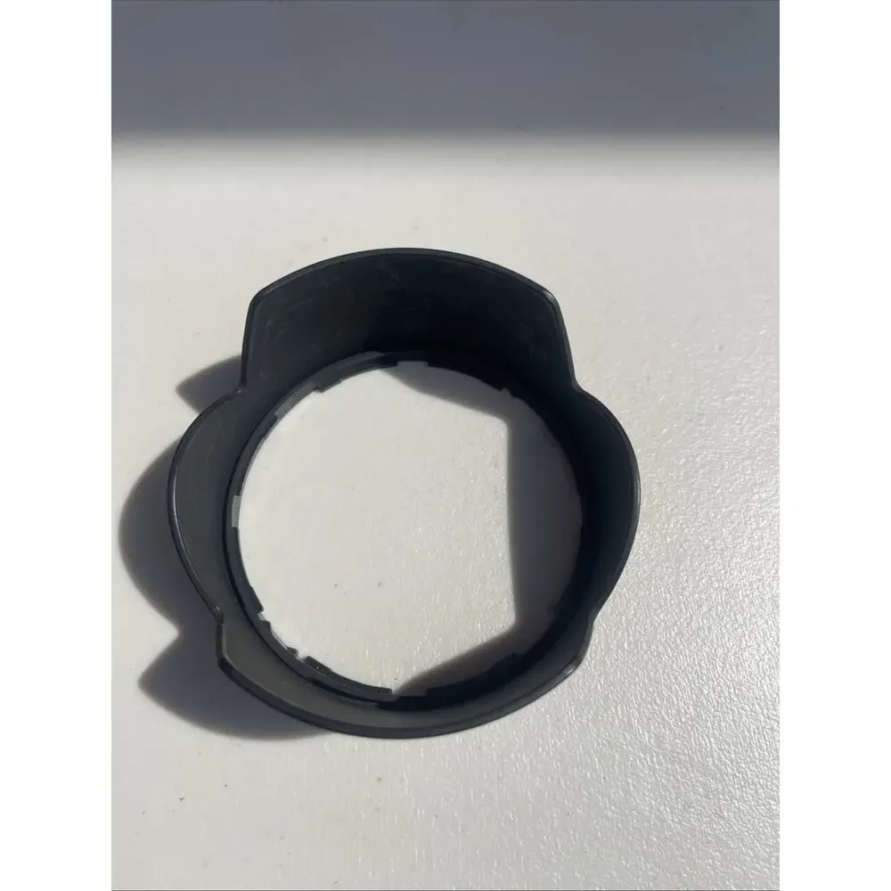 Nikon HB-32 Shade 18-70mm/18-135mm/18-140mm/18-105mm ED lens Hood++Genuine++Mint